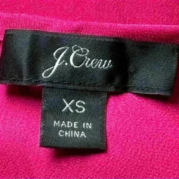 J Crew - Raspberry Blouse w V-Neck and Ruffles- Women’s XS - Picture 4 of 4